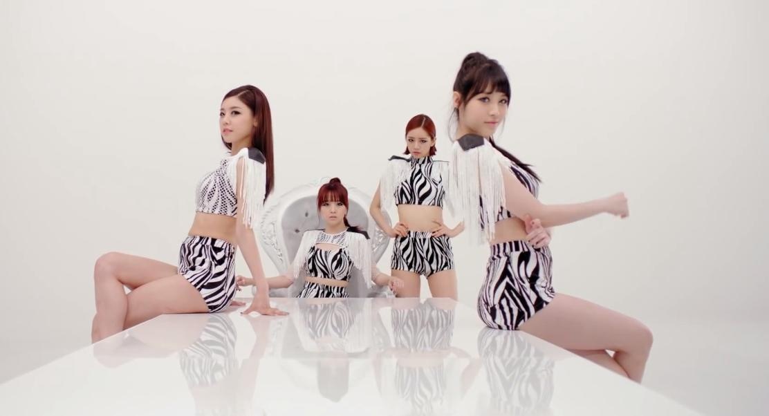 Girl's Day nhay Booty (KBS Gayo Daechukje 2014) hinh anh