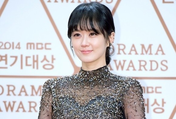 Jang Na Ra boi thu giai thuong tai MBC Drama Awards hinh anh