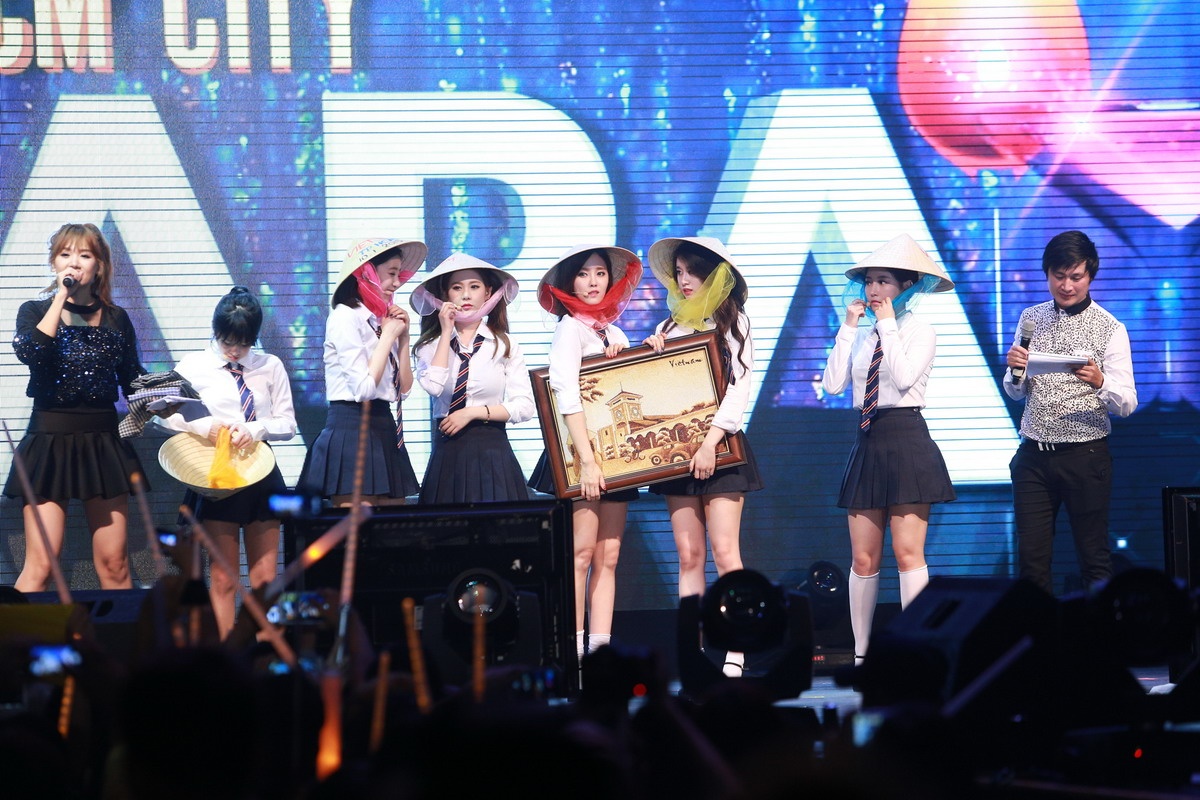 Nhóm cũng rất thích thú 