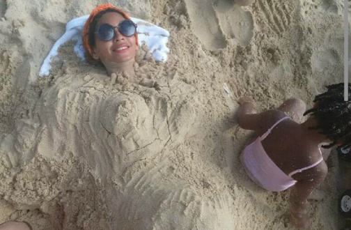 Beyonce va con gai bat ngo xuat hien o Ha Long hinh anh