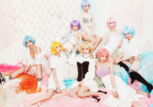 Ảnh chung của nhóm 9MUSES.