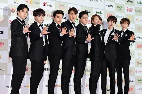 Nhung chuyen ben le hap dan cua Gaon Kpop Awards hinh anh