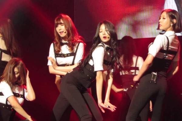 Drama (live vu dao goc) - Nine Muses hinh anh