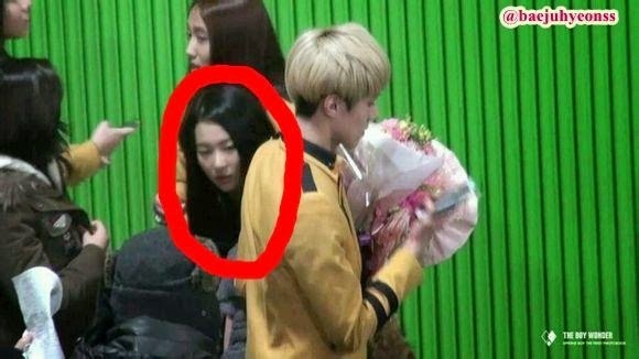 Fan tinh mắt phát hiện ra Seulgi (Red Velvet) xuất hiện trong 