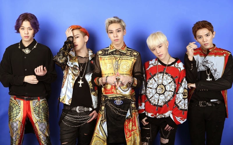 Nhóm BIGFLO thành lập năm 2014.
