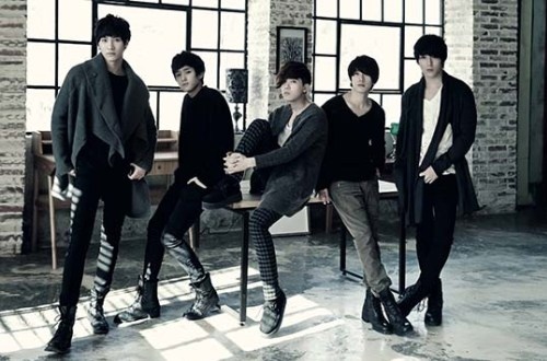F.T. Island bi che kiem it tien hon CNBLUE hinh anh
