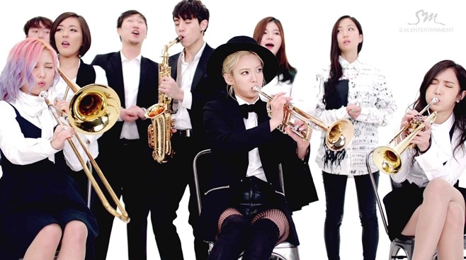 Shake That Brass - Amber ft. Taeyeon hinh anh