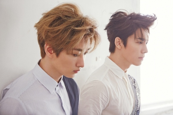 Nhung cuoc dung do lam nong Kpop thang 3 hinh anh