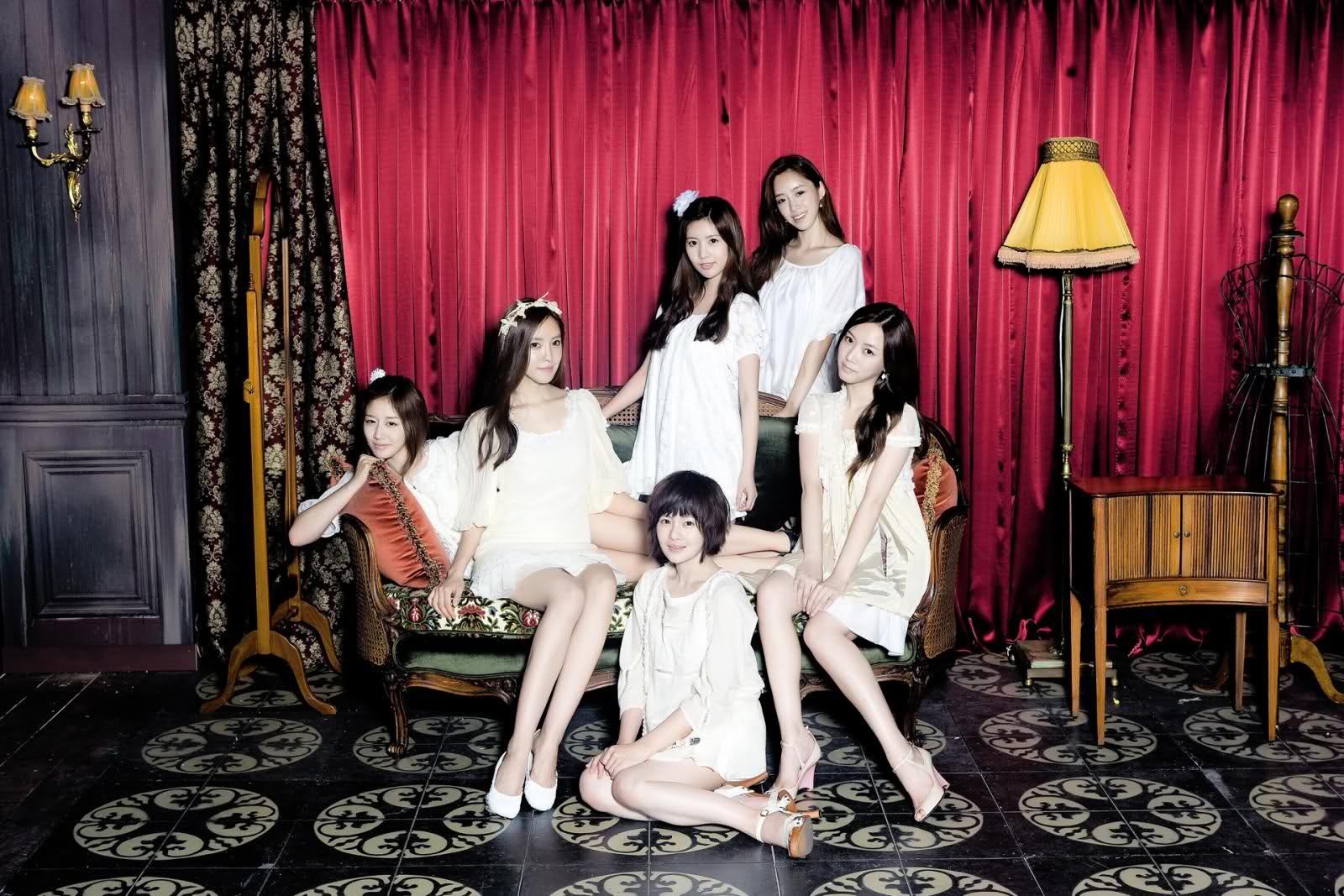 Trước khi trình làng năm 2009, T-ara đã được mệnh danh là 