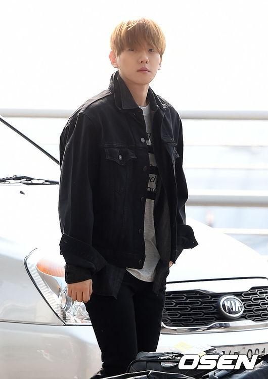 Đây là lần đầu tiên EXO sang Việt Nam biểu diễn.