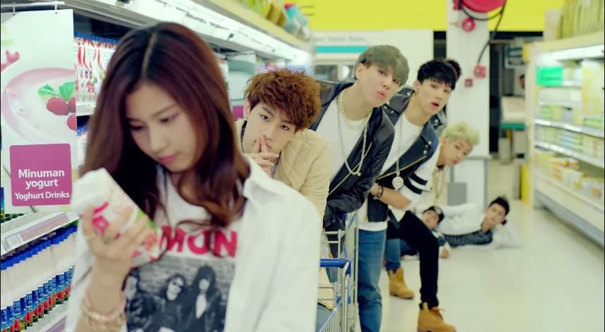Ứng viên Sana (18 tuổi) xuất hiện trong MV A của GOT7.