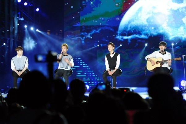 Dai Truyen hinh Han phat lai Music Bank in Hanoi hinh anh