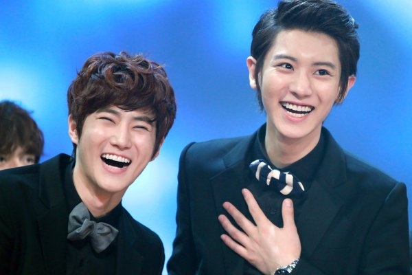 Chanyeol (EXO) bi nguyen rua vi ha thap truong nhom Suho hinh anh