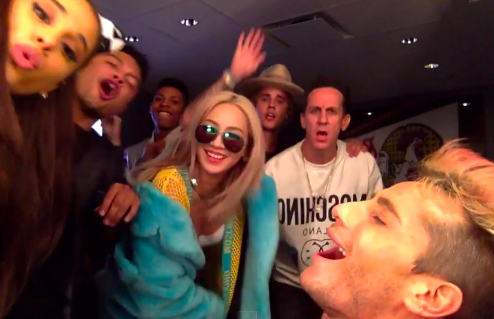 I Really Like You - Nhieu ca si (Justin Bieber, Ariana Grande, CL...) hinh anh