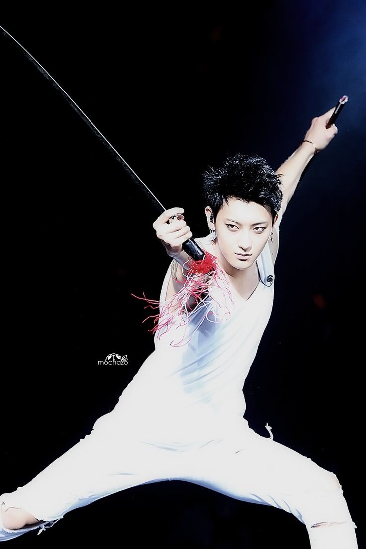 Lời tố từ phía phụ huynh của nam thần tượng chính xác hay không? 