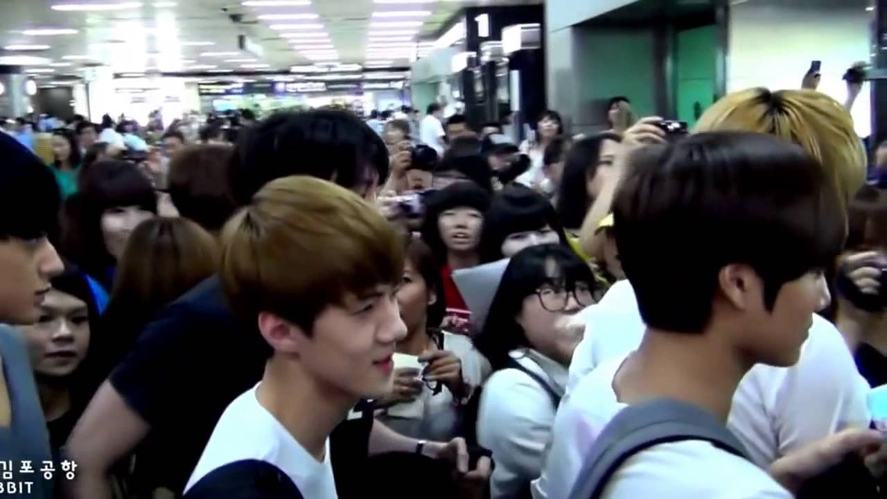 Quan ly EXO danh fan hinh anh