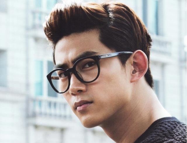 Taecyeon cũng bày tỏ nỗi bức xúc.
