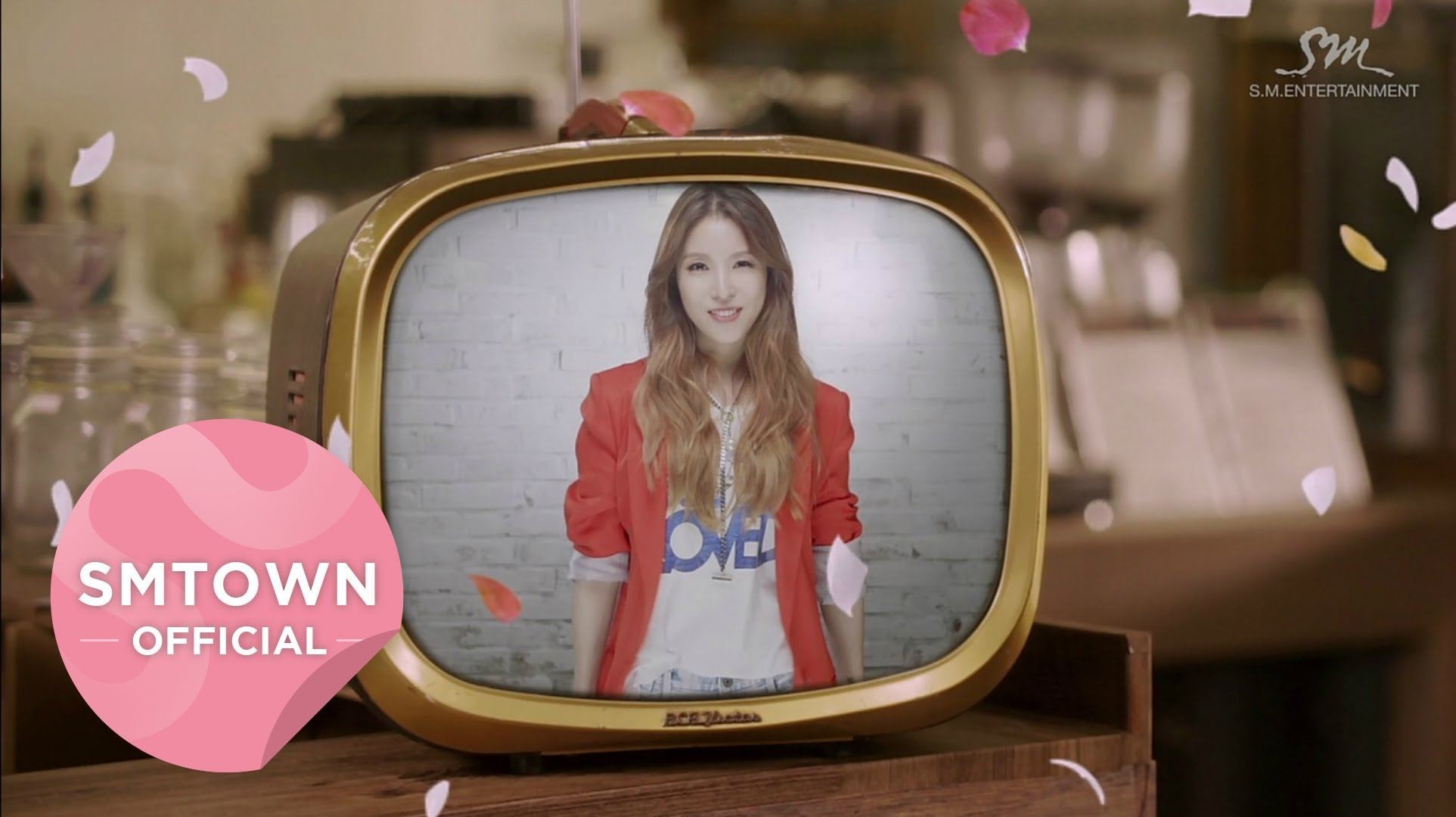 Who Are You - BoA ft. Gaeko (Dynamic Duo) hinh anh