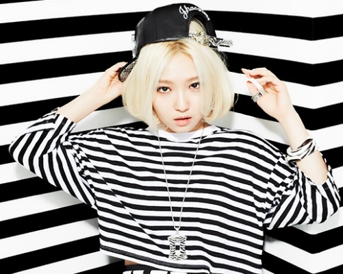 13 nam gan bo voi JYP cua Min (miss A) hinh anh