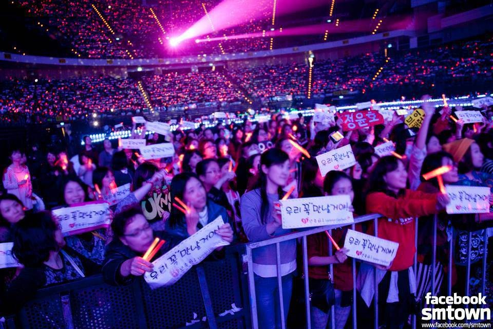 Concert chật kín người hâm mộ trở thành địa điểm dễ lây lan bệnh dịch nhất