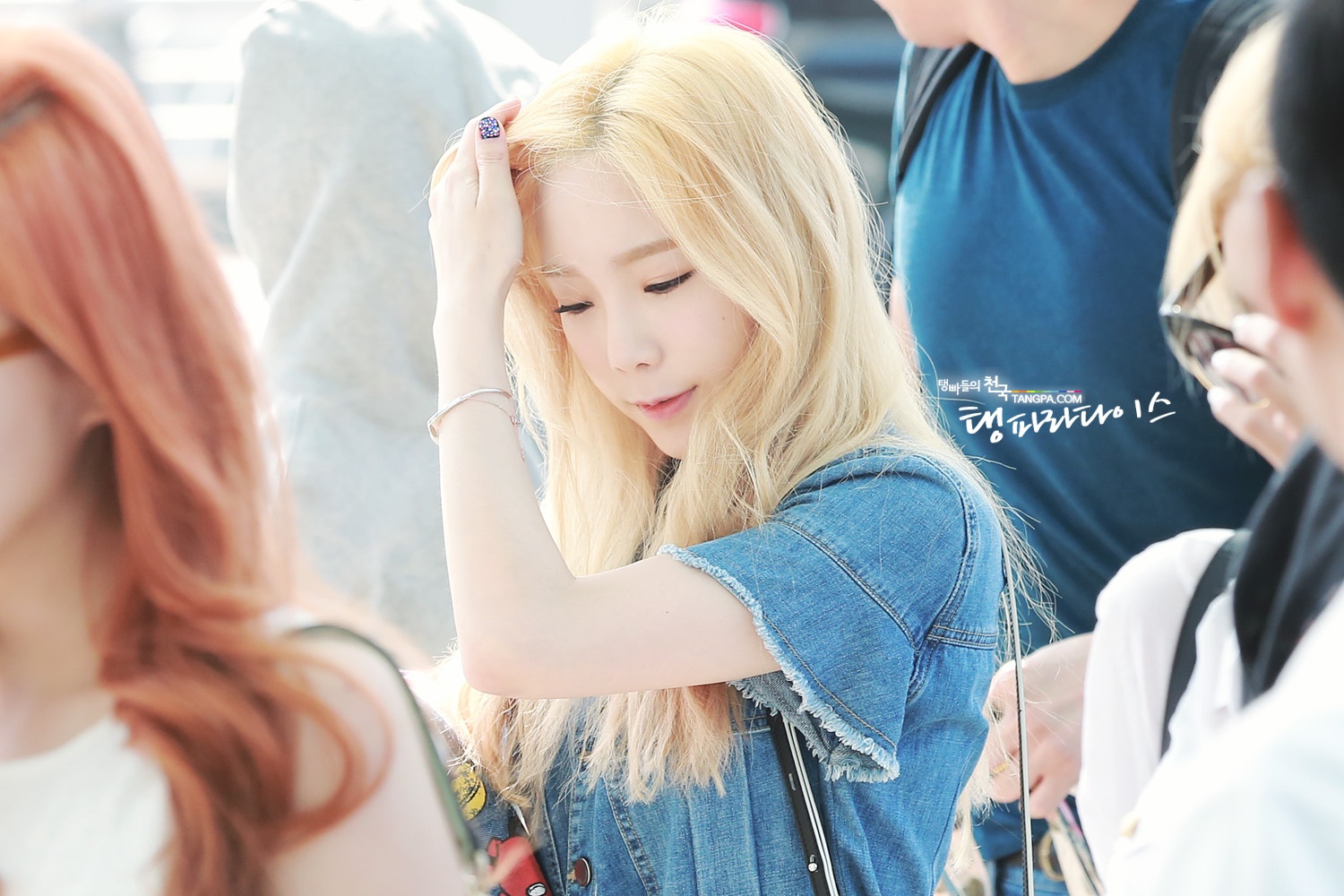 Trưởng nhóm Taeyeon khoe nét đẹp dịu dàng trong màu tóc mới.