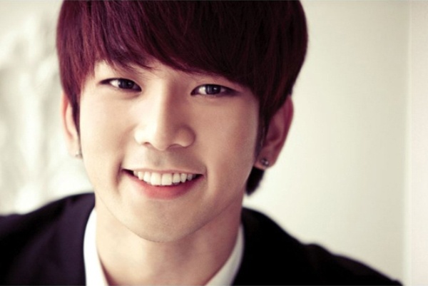 Than tuong Kpop ke meo mua do te nhi tren truyen hinh hinh anh