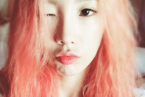 Truong nhom SNSD gay sot voi mau toc la hinh anh