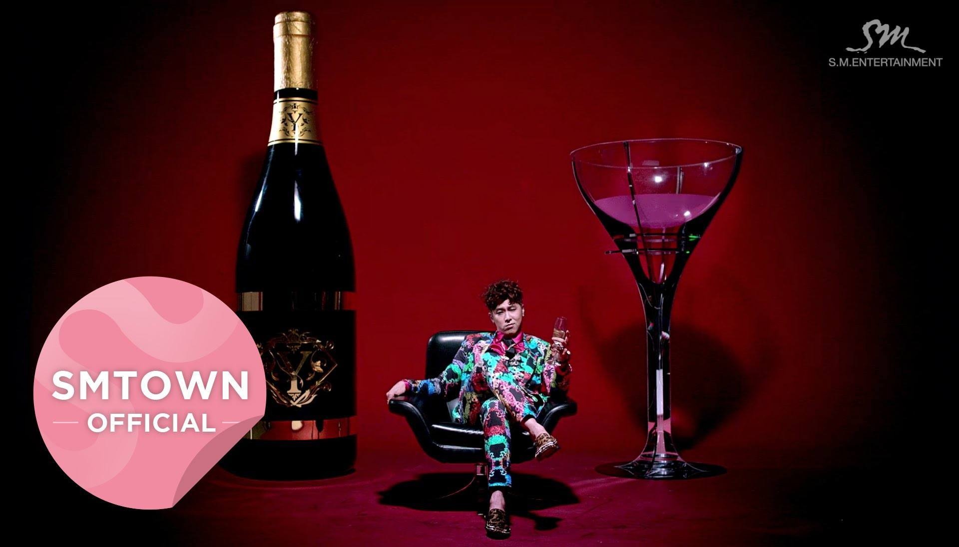 Champagne - Yunho (TVXQ) hinh anh