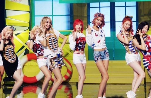 SNSD dinh nghi an hat nhep hinh anh