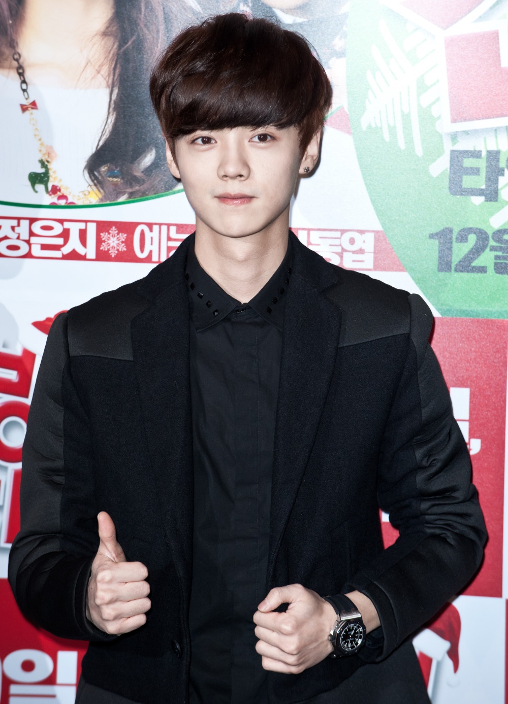 Luhan có nhiều hoạt động nghệ thuật cá nhân ở Trung Quốc.