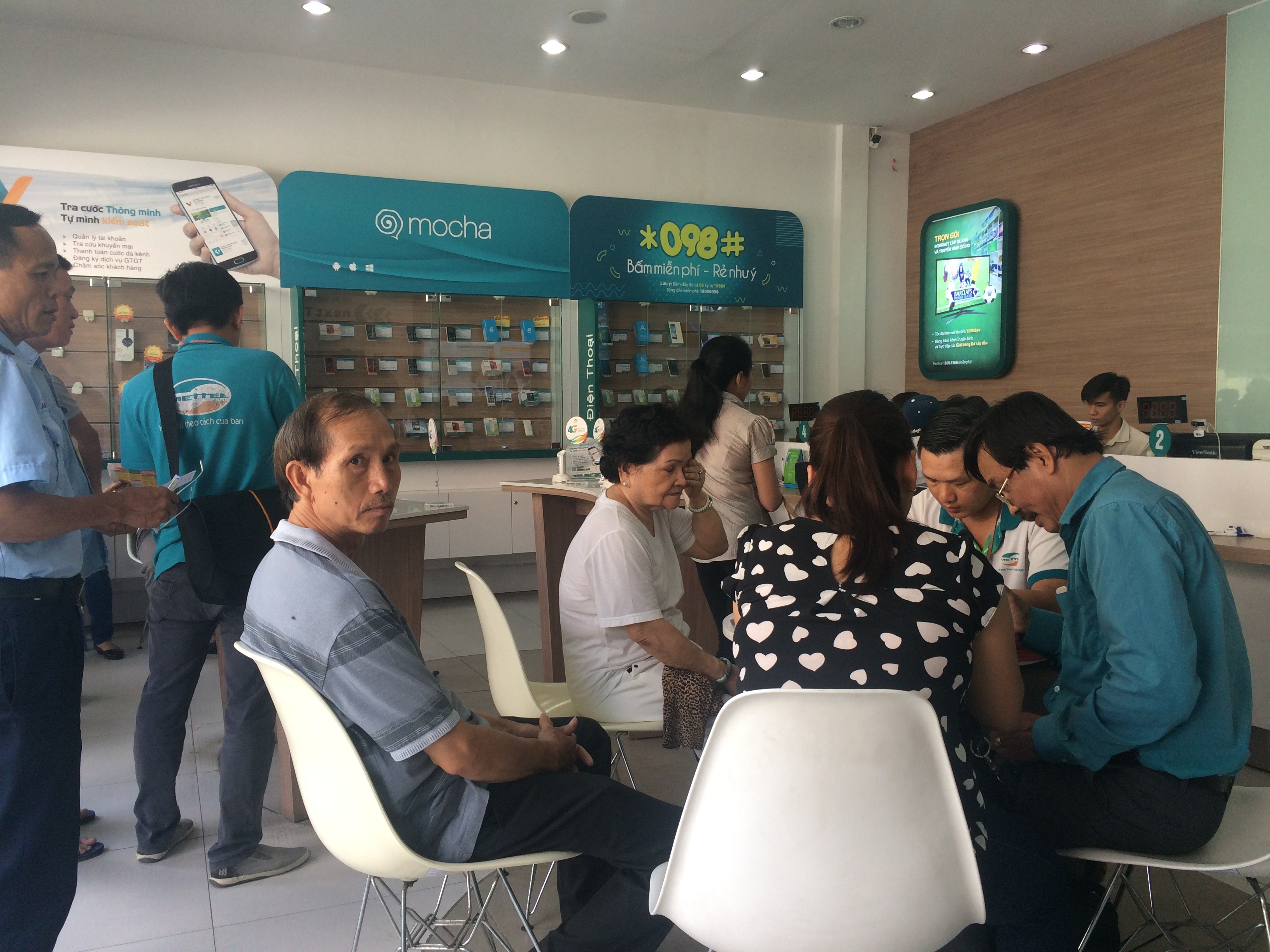 34 trieu thue bao con 4 ngay de nop anh chan dung hinh anh