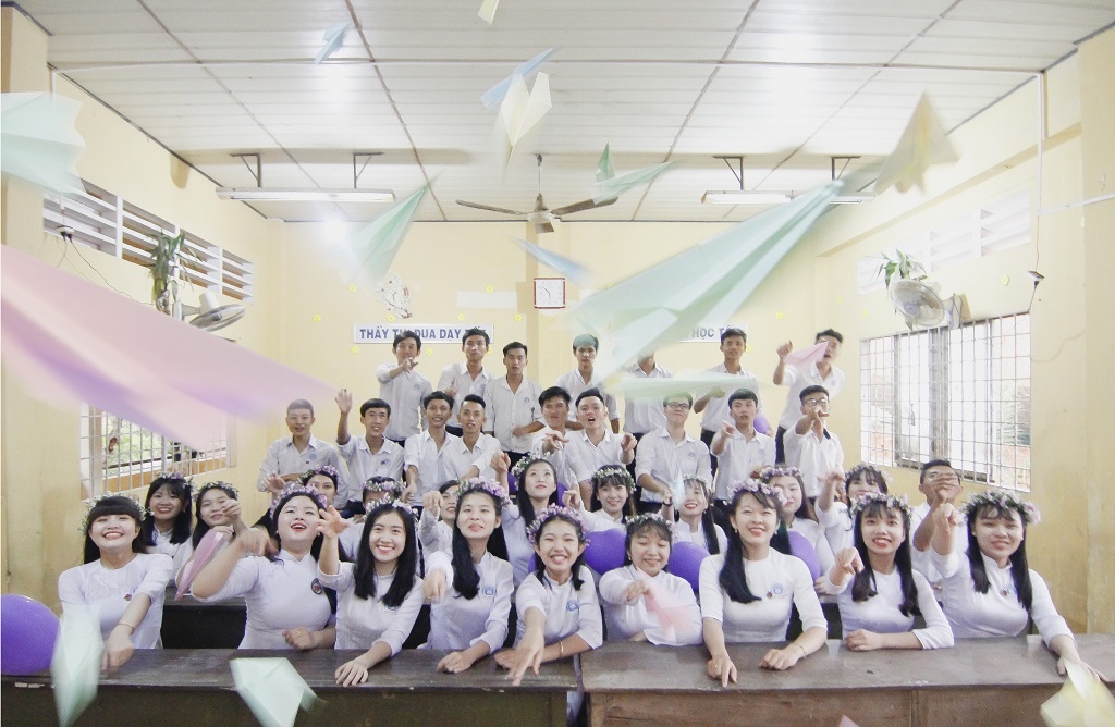 chi chục triệu chụp ảnh, chụp ảnh kỷ yếu hút giới trẻ Sài Gòn ảnh 1 chi chuc trieu chup anh, chup anh ky yeu hut gioi tre Sai Gon anh 1