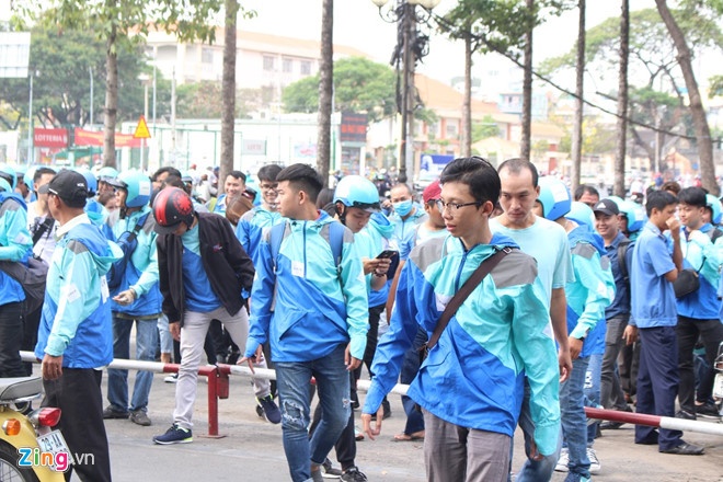 thu nhap tai xe Grab giam,  tai xe Grab nghi viec vi thu nhap giam anh 2