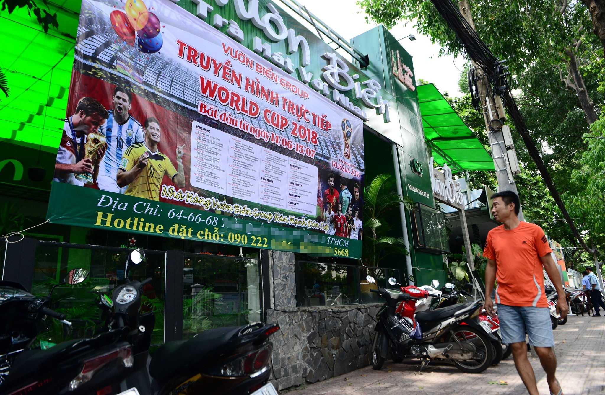 FIFA noi hang quan duoc phep chieu World Cup khong can xin phep hinh anh