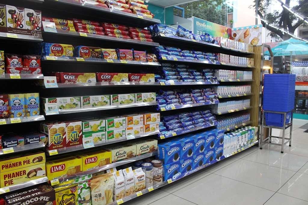 Cuoc chien cua hang tien loi o Sai Gon anh 5