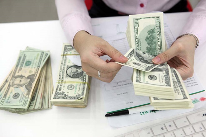 Gia USD 'cho den' tiep tuc tang, cham muc 23.220 dong hinh anh