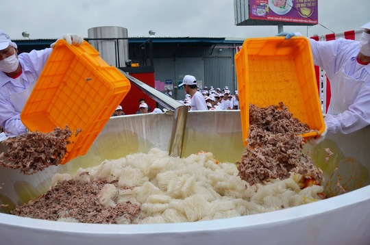 To pho hon 1, 3 tan cua Viet Nam lap ky luc the gioi anh 1