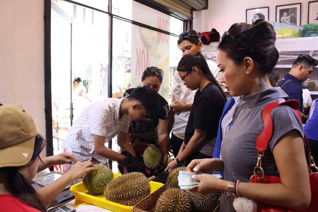 Sau rieng tra hat ve TPHCM anh 5