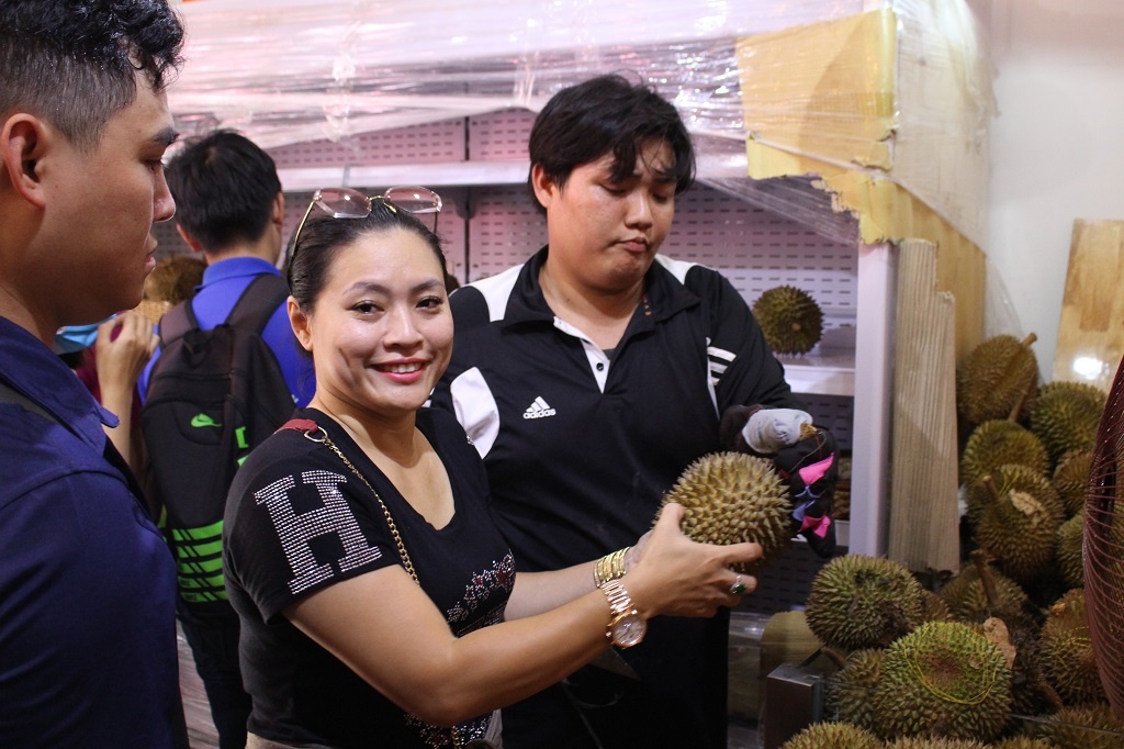 Sau rieng tra hat ve TPHCM anh 8