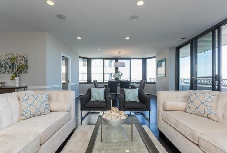 Khối tài sản 200 triệu USD của Thượng nghị sĩ John McCain gồm những gì? ảnh 5 Khoi tai san 200 trieu USD cua Thuong nghi si John McCain gom nhung gi? anh 5