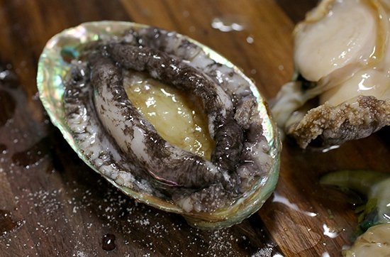 Giới nhà giàu Việt ngày càng chịu chi cho hải sản nhập khẩu đắt đỏ, hải sản nhập khẩu đắt đỏ ảnh 3 Gioi nha giau Viet ngay cang chiu chi cho hai san nhap khau dat do, hai san nhap khau dat do anh 3