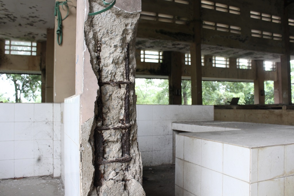 Canh do nat ben trong ngoi cho tien ty o TP.HCM,  cho tien ty bo hoang o TP.HCM anh 6