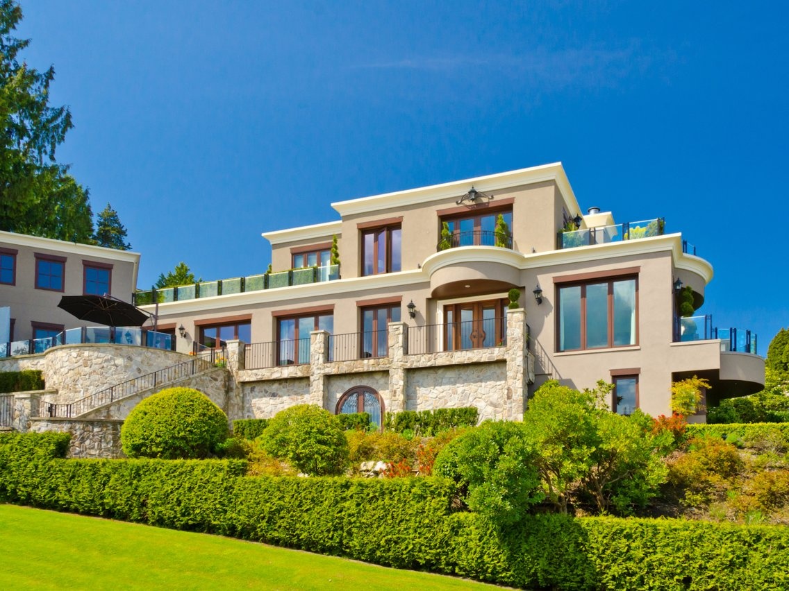 My hien co bao nhieu trieu phu va ho co dac trung gi anh 10