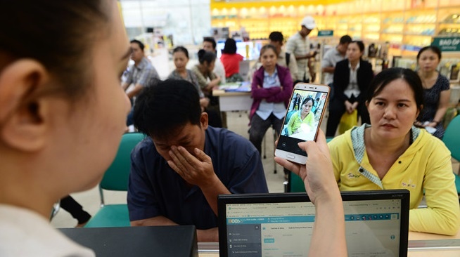 De xuat bo yeu cau chup anh chan dung, nguoi dung noi gi? hinh anh