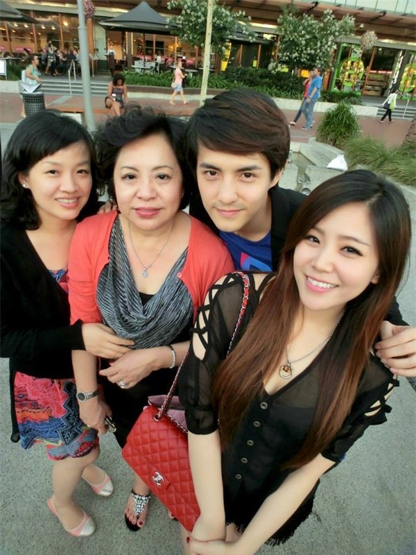 5 tieu thu ‘Rich Kids’ so huu do hieu,  sieu xe cua dai gia Viet anh 10