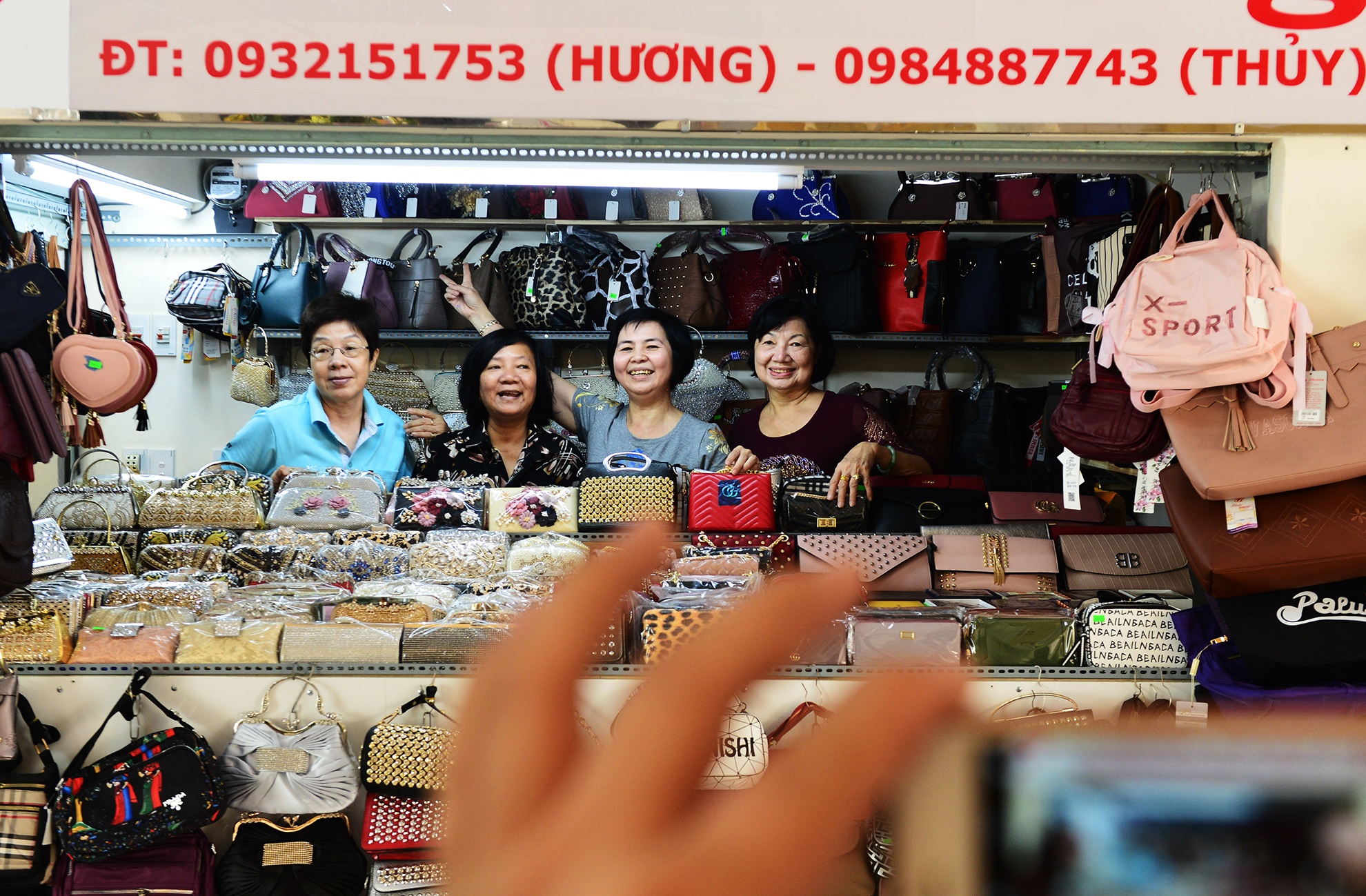 Tieu thuong cho 90 nam tuoi o TP.HCM tro lai ban sau 2 nam sua chua anh 6