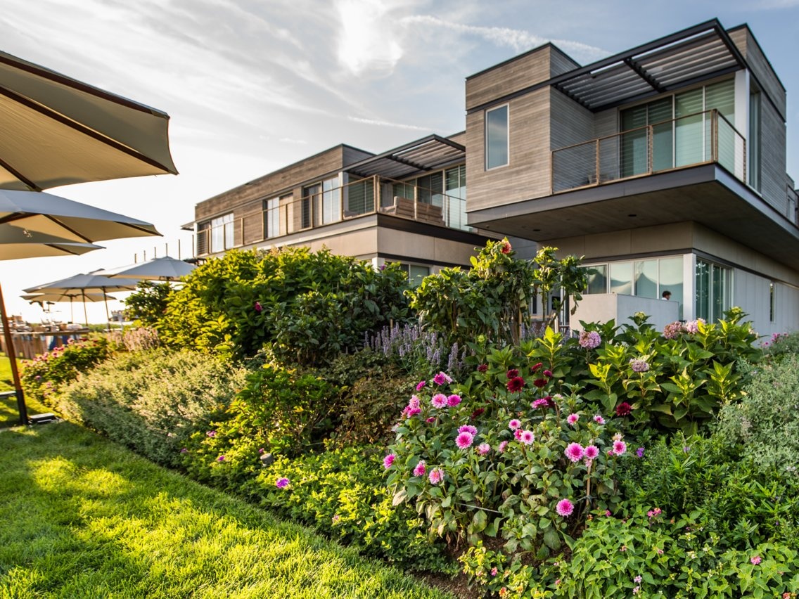 Ngoi lang toan biet thu trieu USD tai My co gi? hinh anh