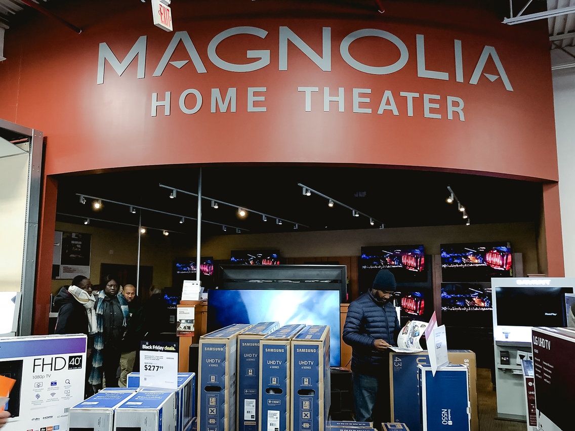 Best Buy,  Target vang tanh ngay Black Friday o My anh 8