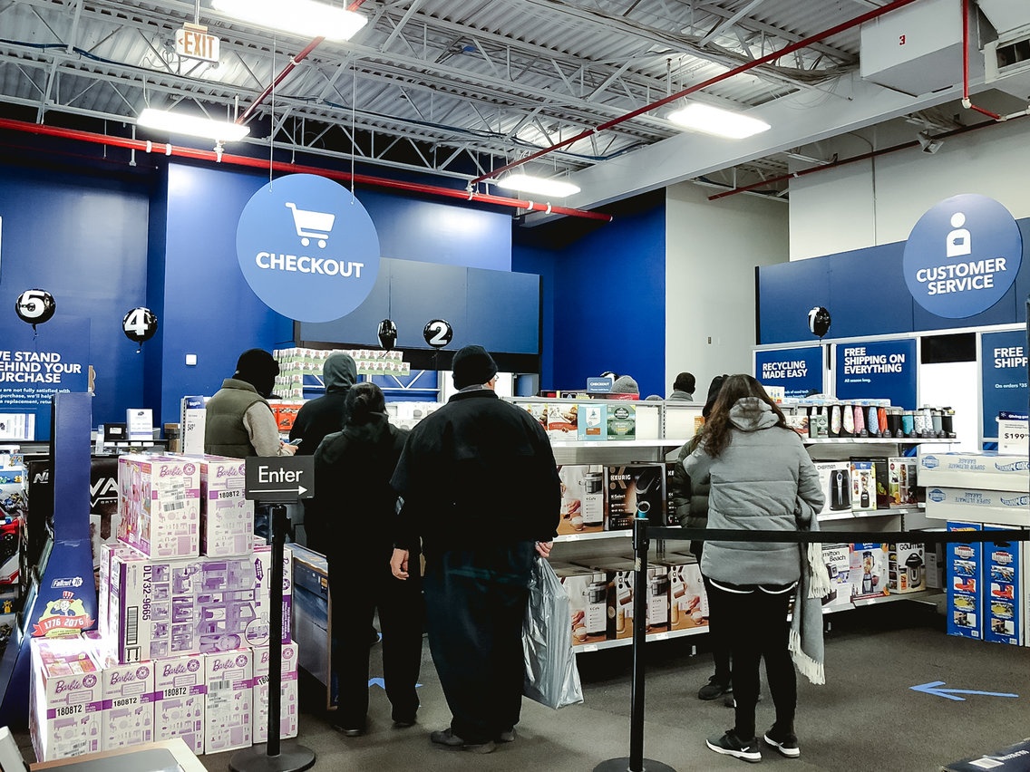 Best Buy,  Target vang tanh ngay Black Friday o My anh 11