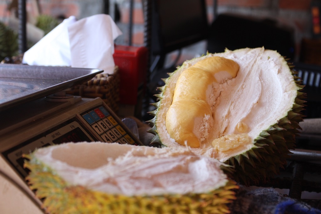 Tra tien gap 2 lan de mua Ri 6 nhung khong duoc mang ca trai ve nha hinh anh